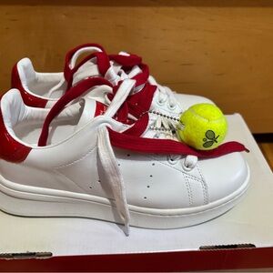 NWT Marc Jacobs White Tennis Sneakers with Red Highlights size 36